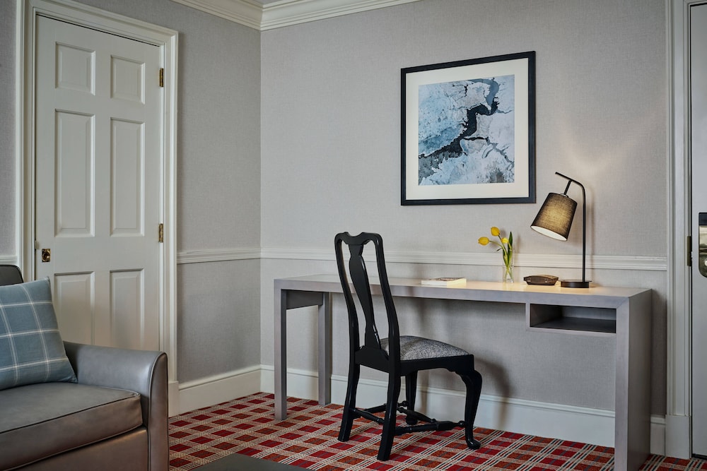 Suite, 1 Bedroom photo 1