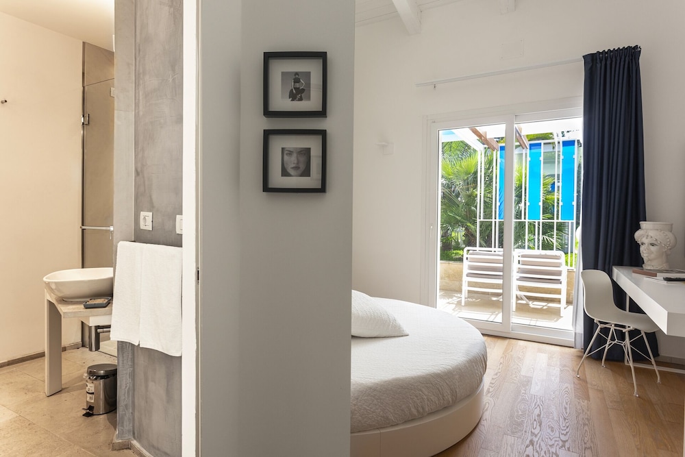 Standard Room, Terrace, Garden View