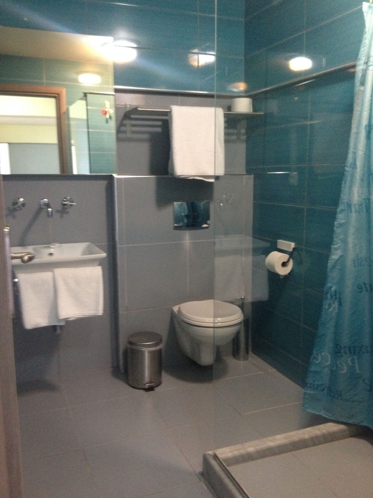 Apartment, 1 Bedroom, Ground Floor photo 3