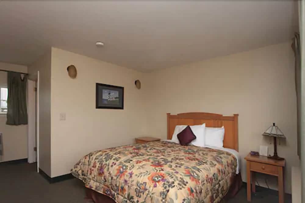 Standard Room, 1 Queen Bed photo 1