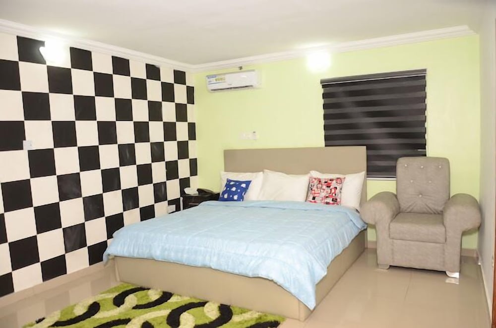 Deluxe Room, Balcony, City View photo 3