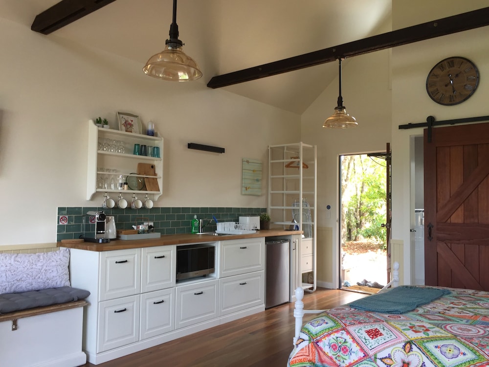 Luxury Cabin, 1 Queen Bed, Mountain View photo 3