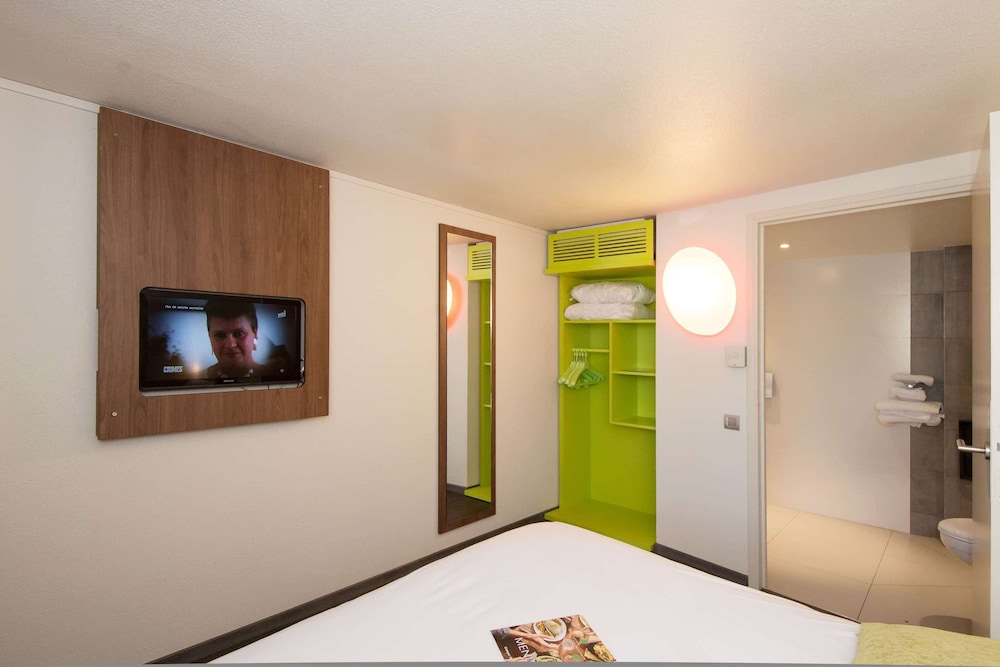 Standard Room, 1 Double Bed - Photo 5
