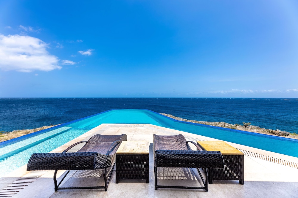 Exclusive Villa photo 3