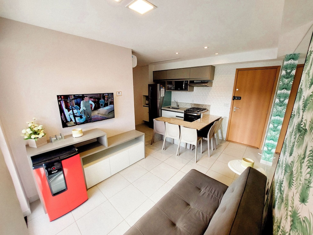 Apartment photo 2