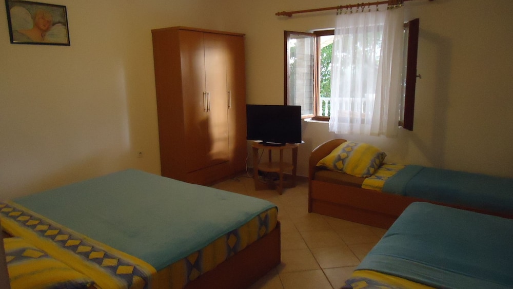 Apartment, 1 Bedroom, Terrace, Garden View (A1)