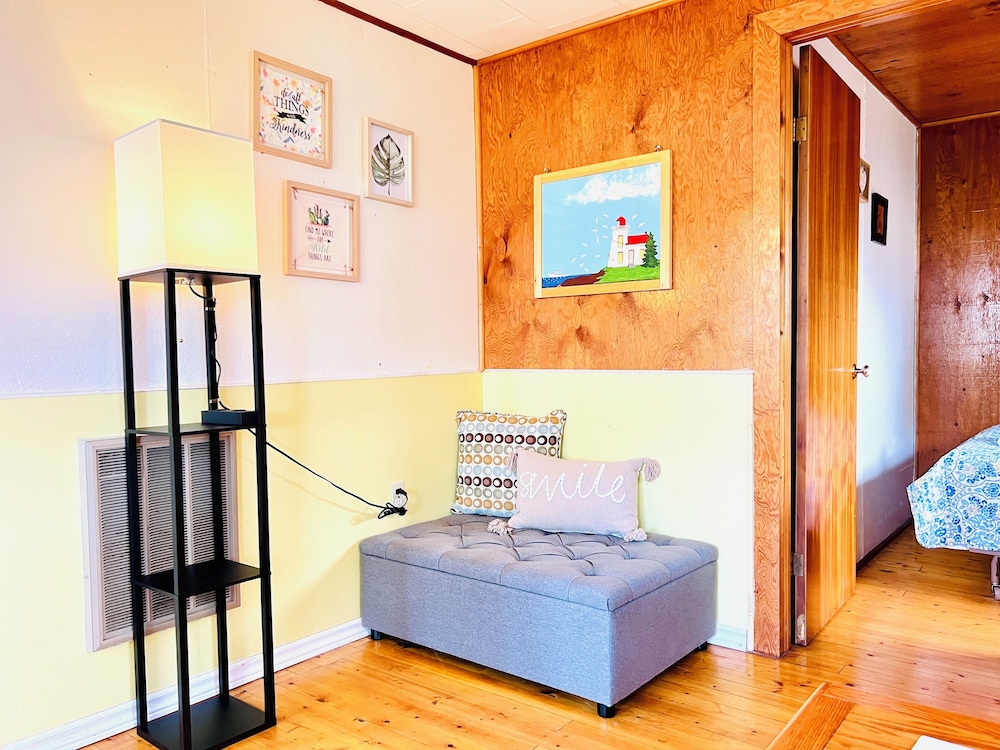 Economy House photo 2
