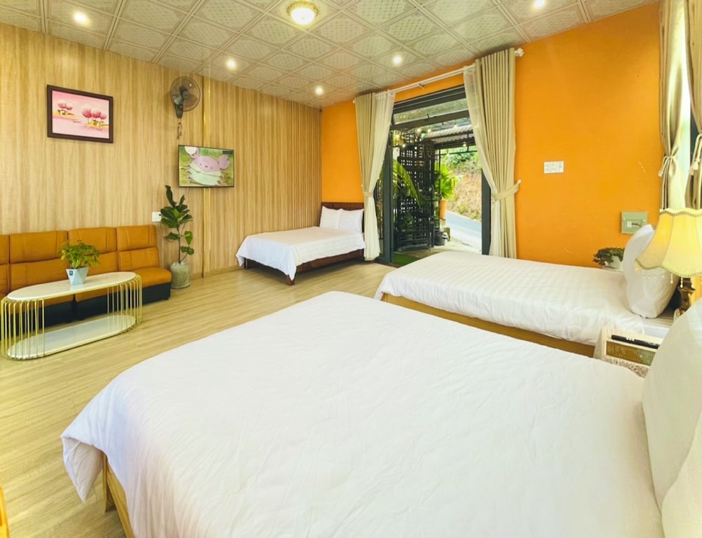 Family Room, Multiple Beds, Private Bathroom
