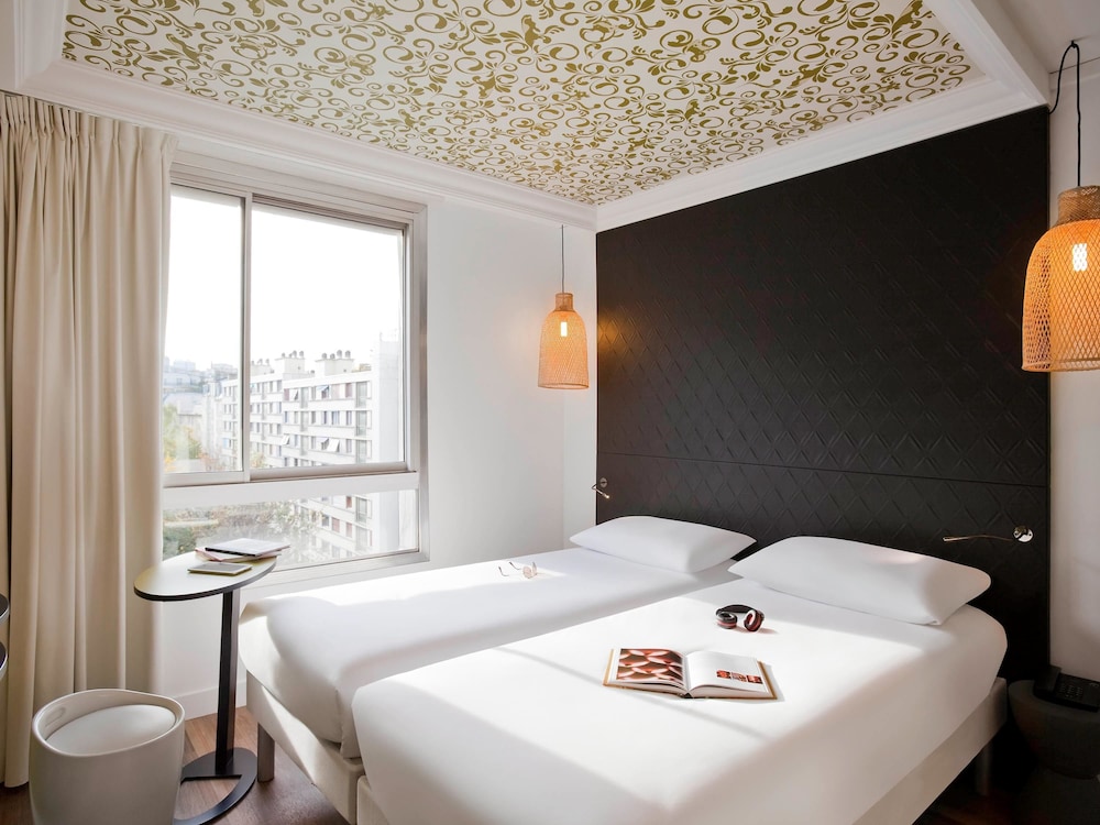 Twin Room, 2 Twin Beds thumbnail 5