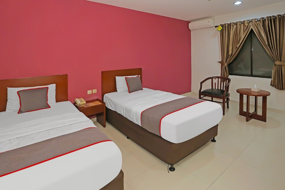 Deluxe Twin Room - Photo 2