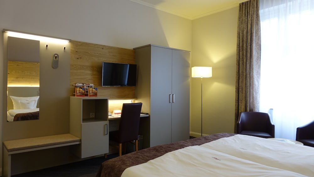 Comfort Double Room, Private Bathroom photo 3