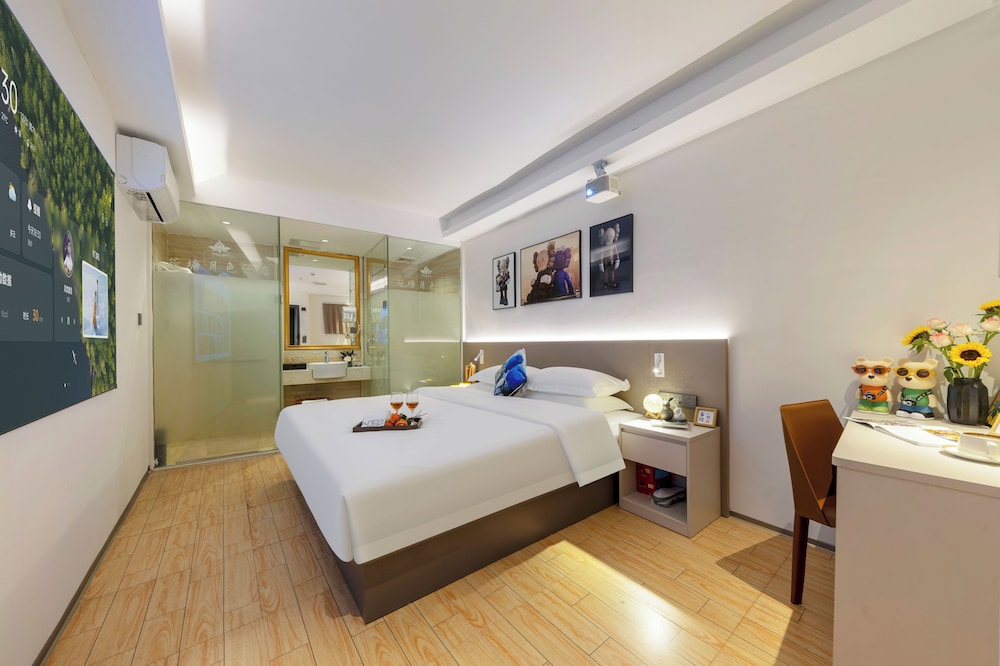 Signature Double Room