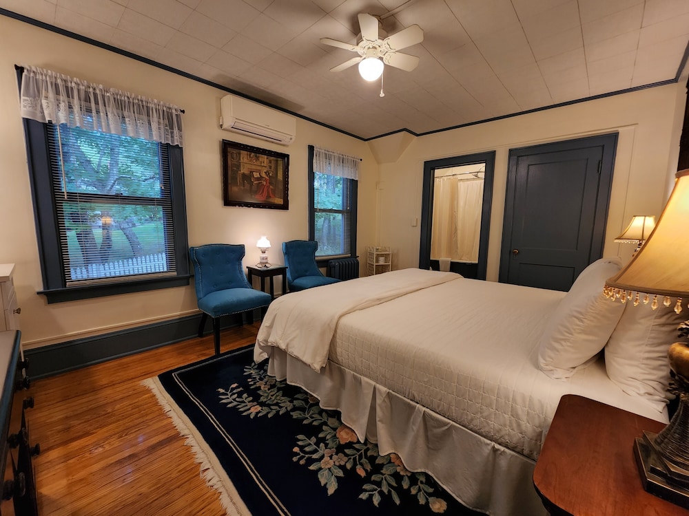Bluebell Room photo 1