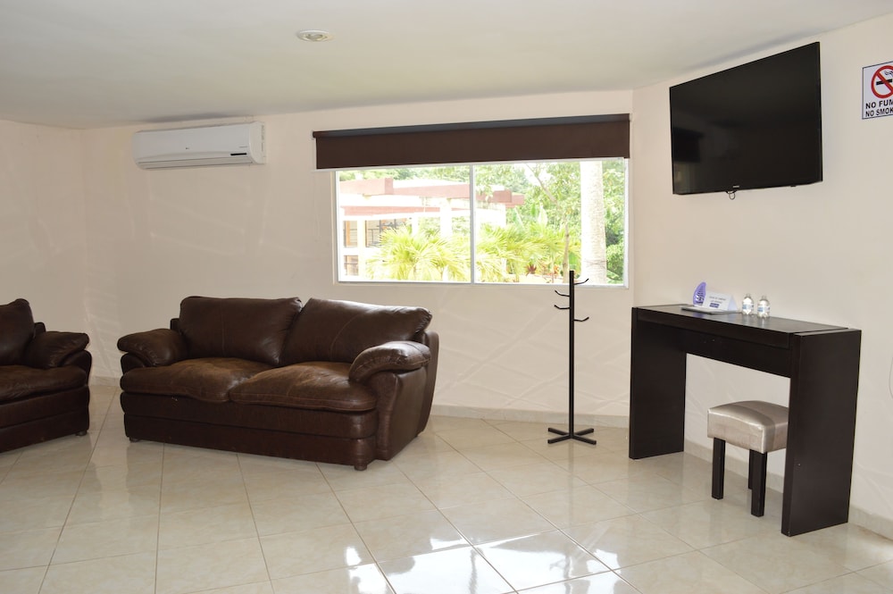 Deluxe Suite photo 3