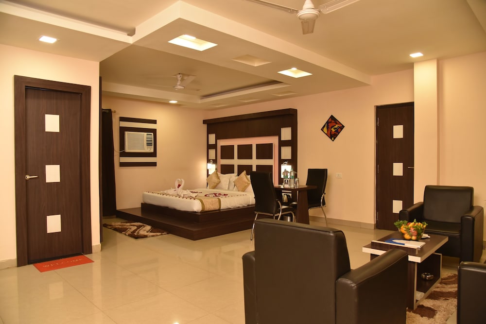 Premium Room, 1 King Bed