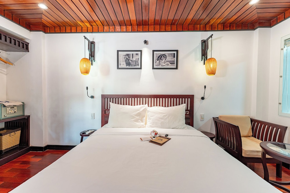 Deluxe Double Room - Photo 12