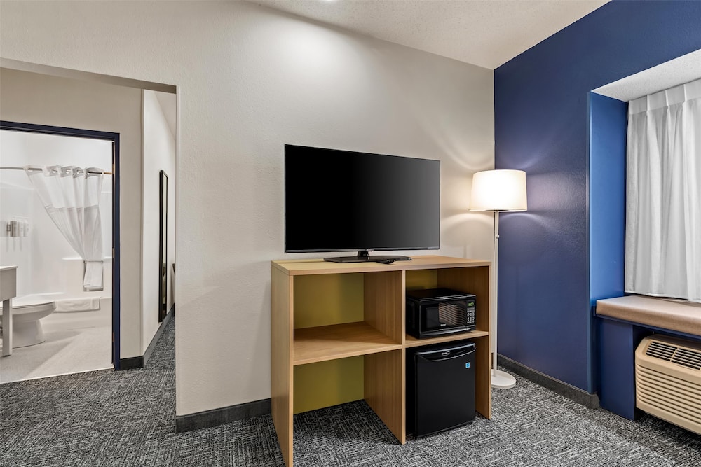 Spark by Hilton Wilkes Barre