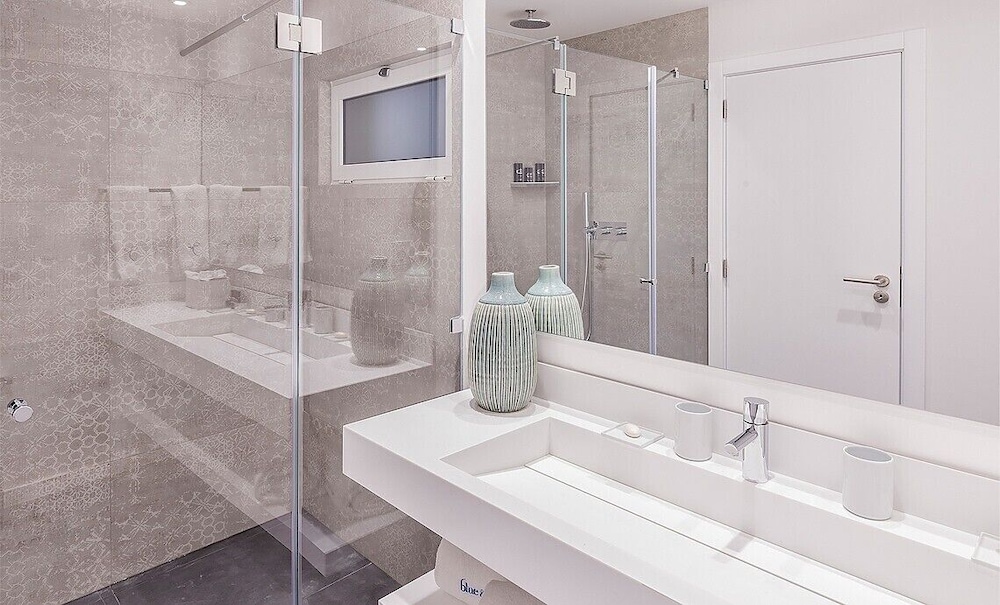 Luxury Apartment, 2 Bedrooms - Photo 6