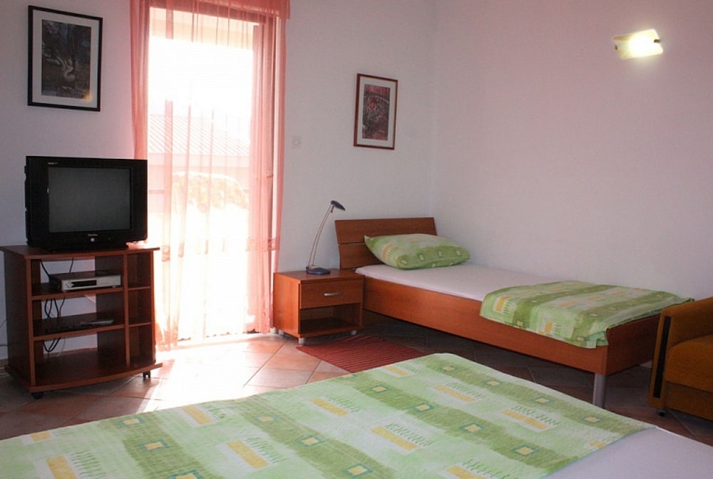 Apartment, 2 Bedrooms (3)