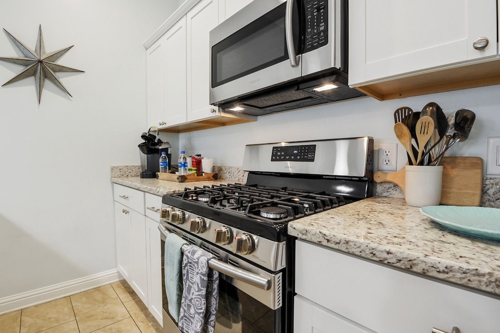 Condominium photo 3