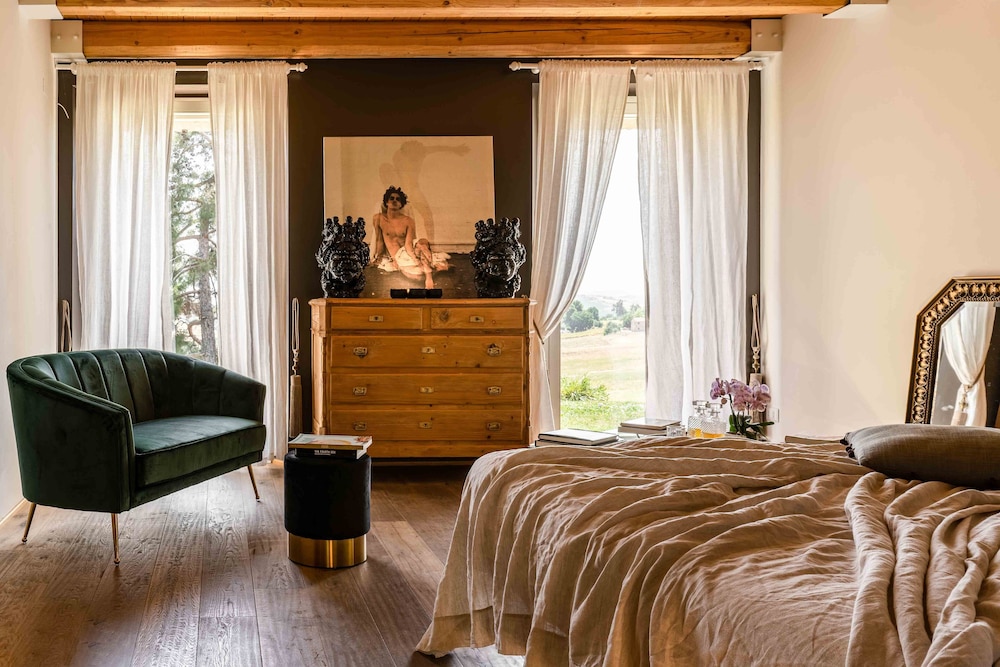 Superior Suite (02)