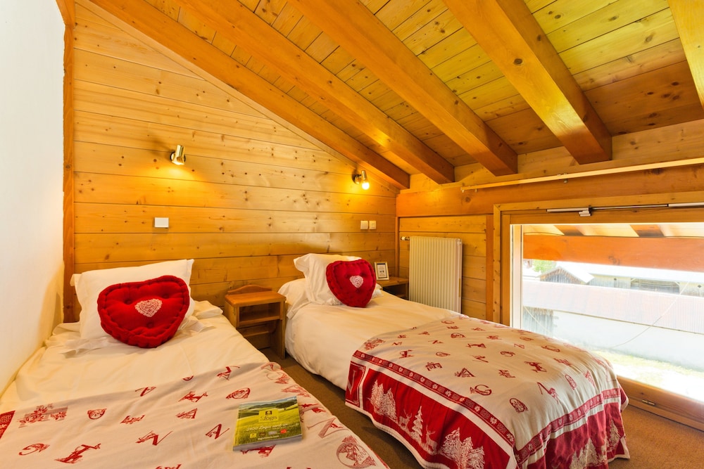Double or Twin Room photo 3