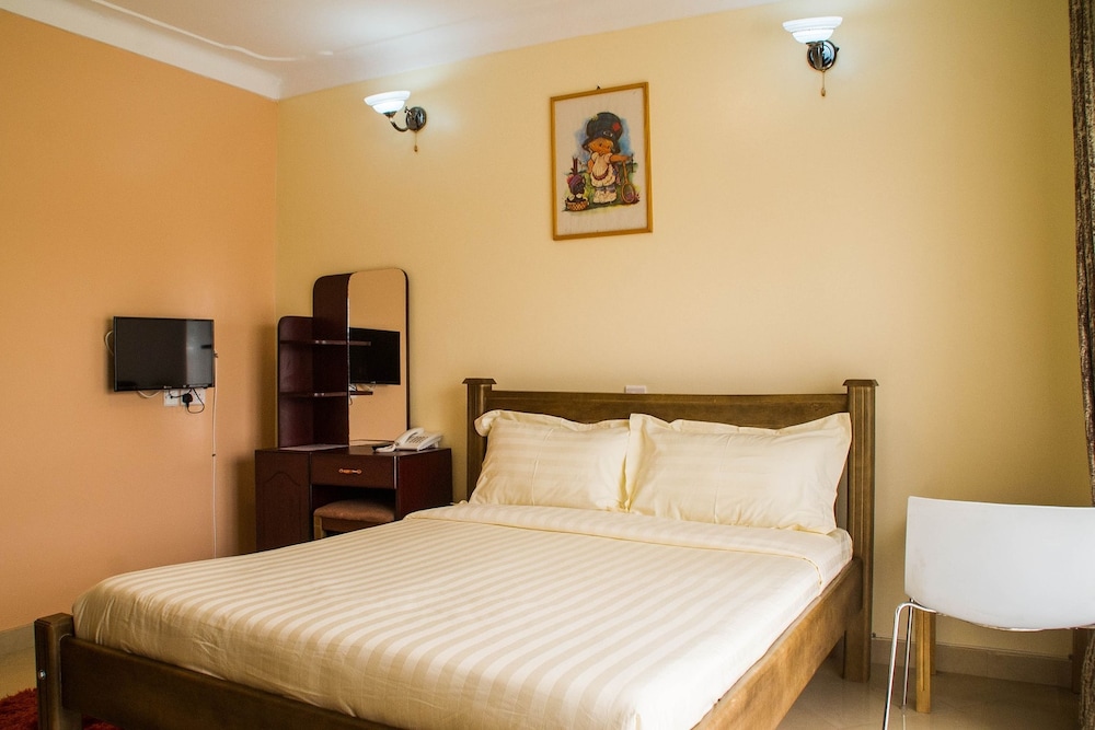 Standard Double Room photo 3