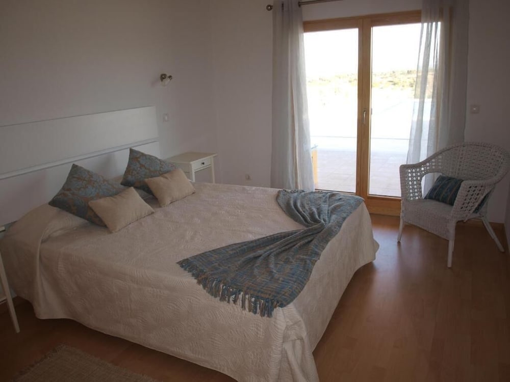 Standard Room photo 2