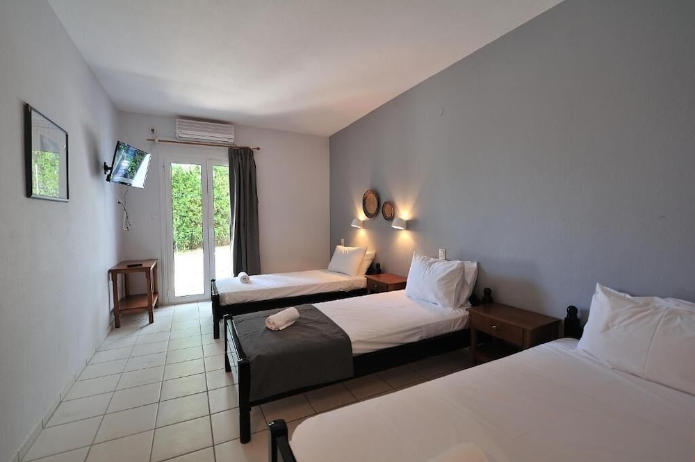 Triple Room with Private Balcony
