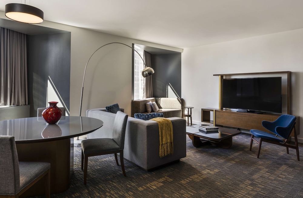 Deluxe Room, 2 Queen Beds - Photo 2
