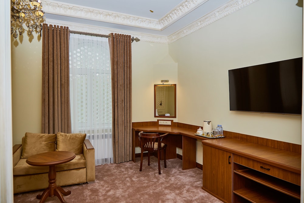 Superior Double or Twin Room - Photo 3