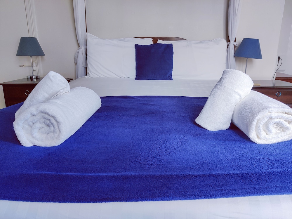 Superior Double Room, 1 Double Bed (Four Poster Bed) - Photo 4