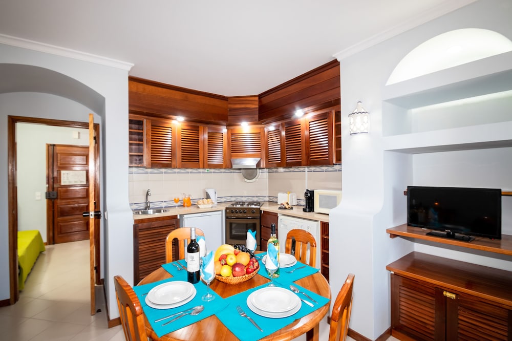 Studio, Pool Access, Sea View
