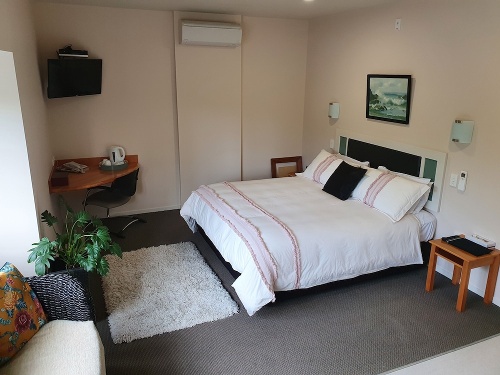 Villa photo 2