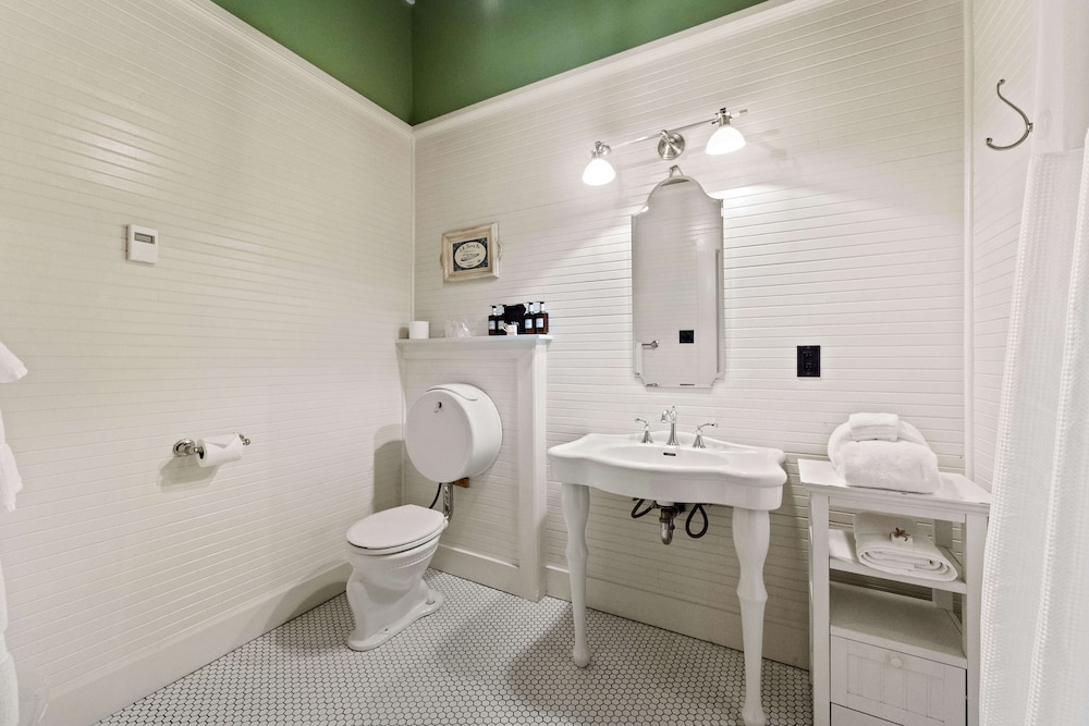 Founders Room (211) photo 3