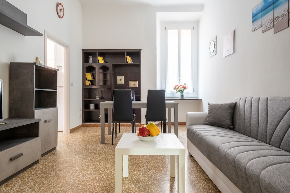 Classic Apartment (First Floor)