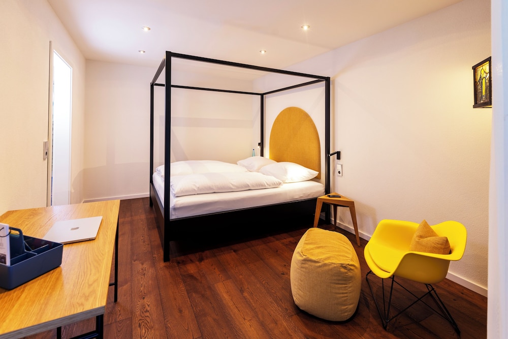 Deluxe Double Room, Balcony - Photo 19