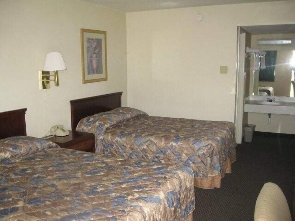 Classic Room, 2 Double Beds photo 2