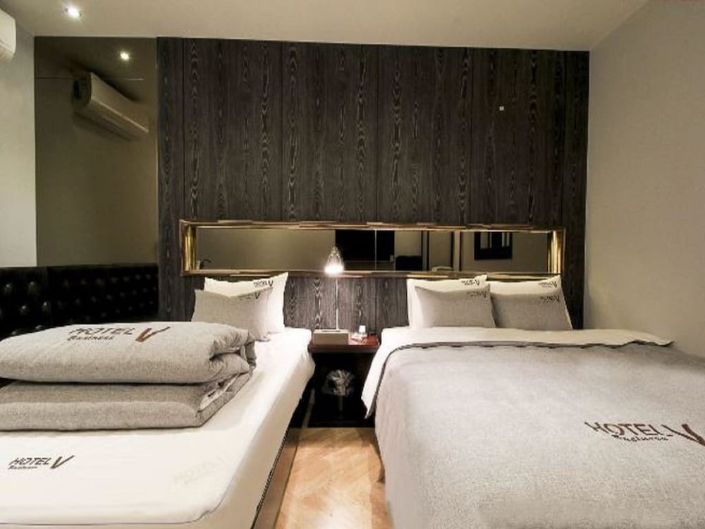 Family Twin Room
