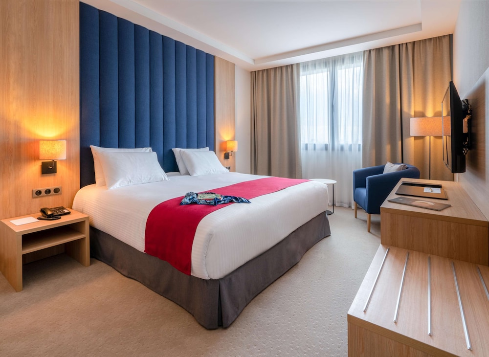 Standard Room, 1 King Bed