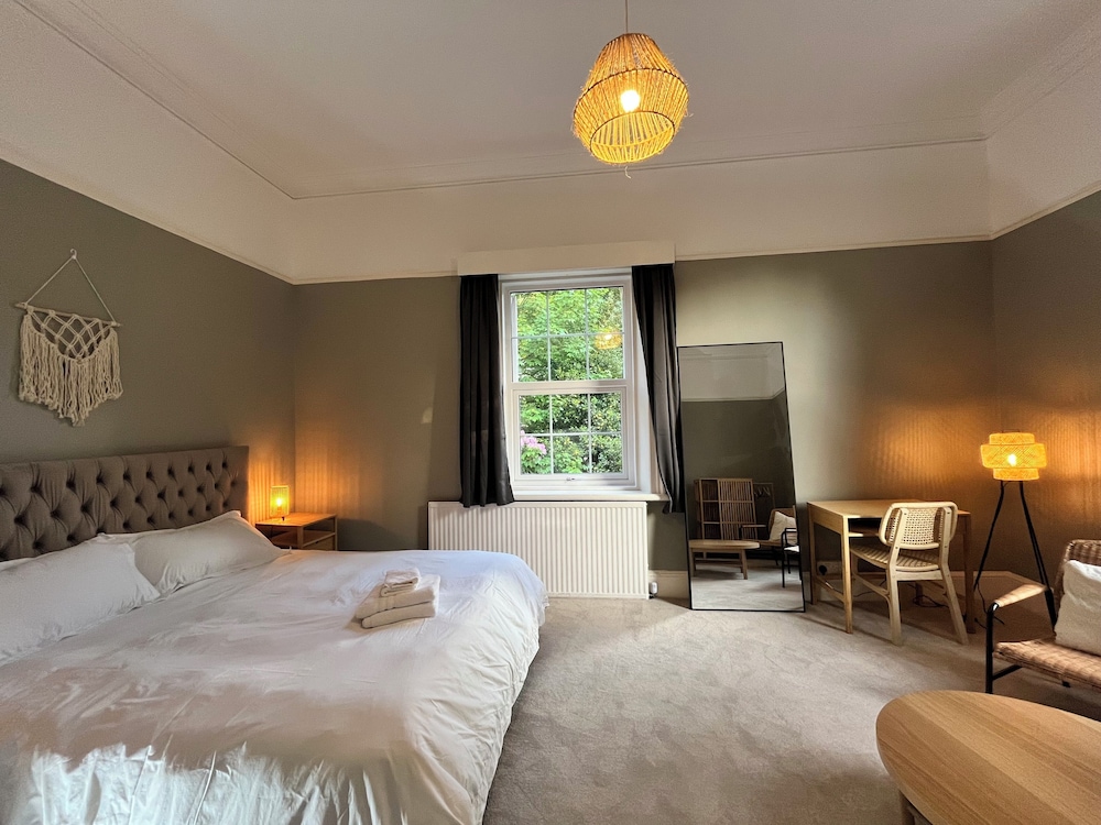 Deluxe Suite (Not Pet friendly) photo 1