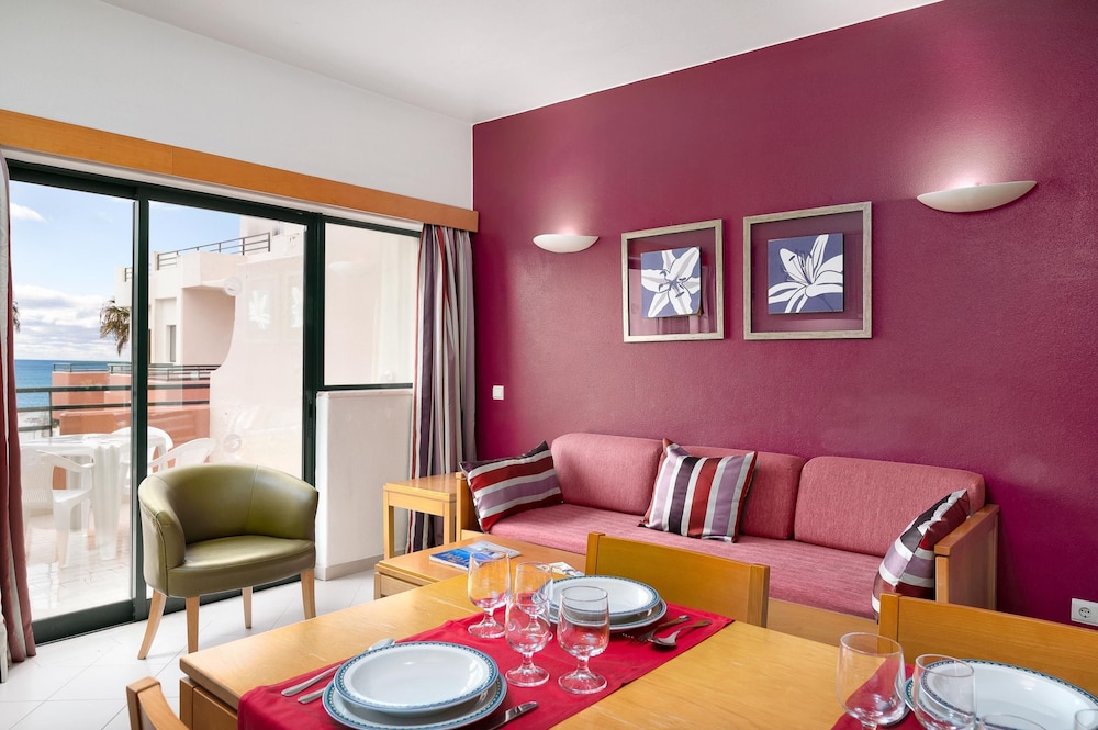 One Bedroom Junior Club (2 adults + 2 children) - Photo 10