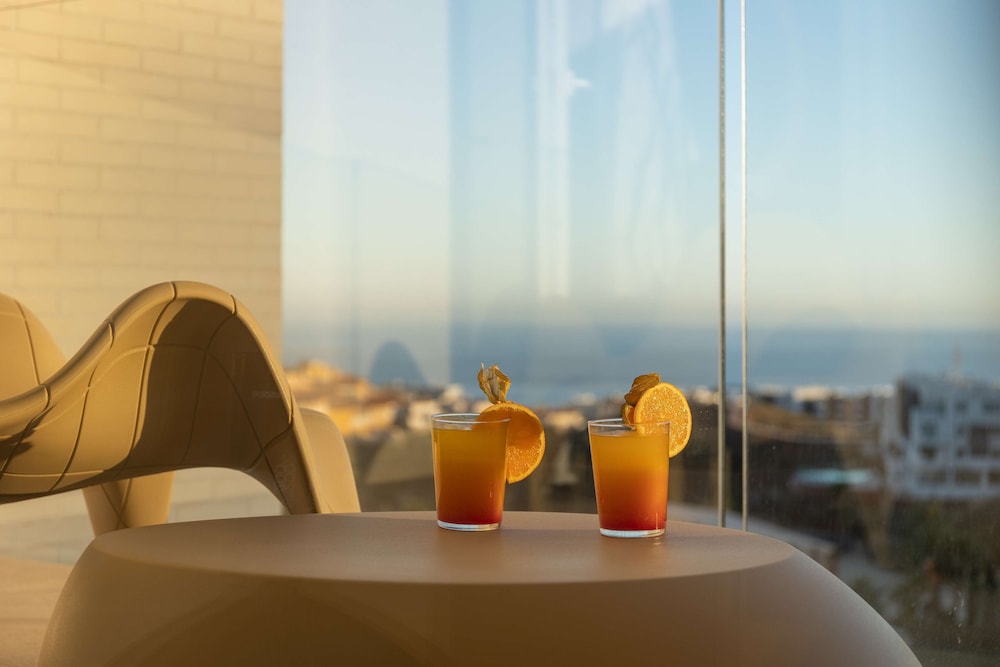 Twin Leiro Suite