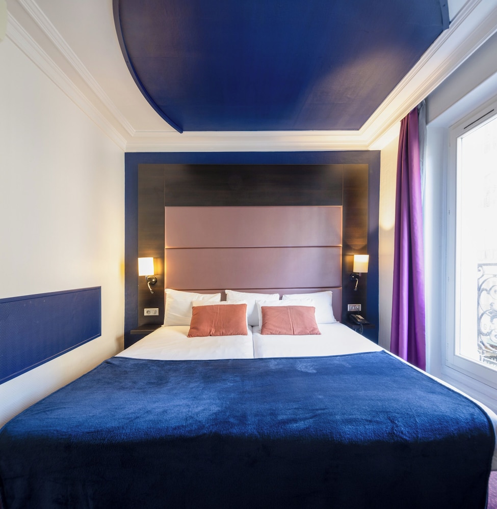 Double or Twin Room photo 3