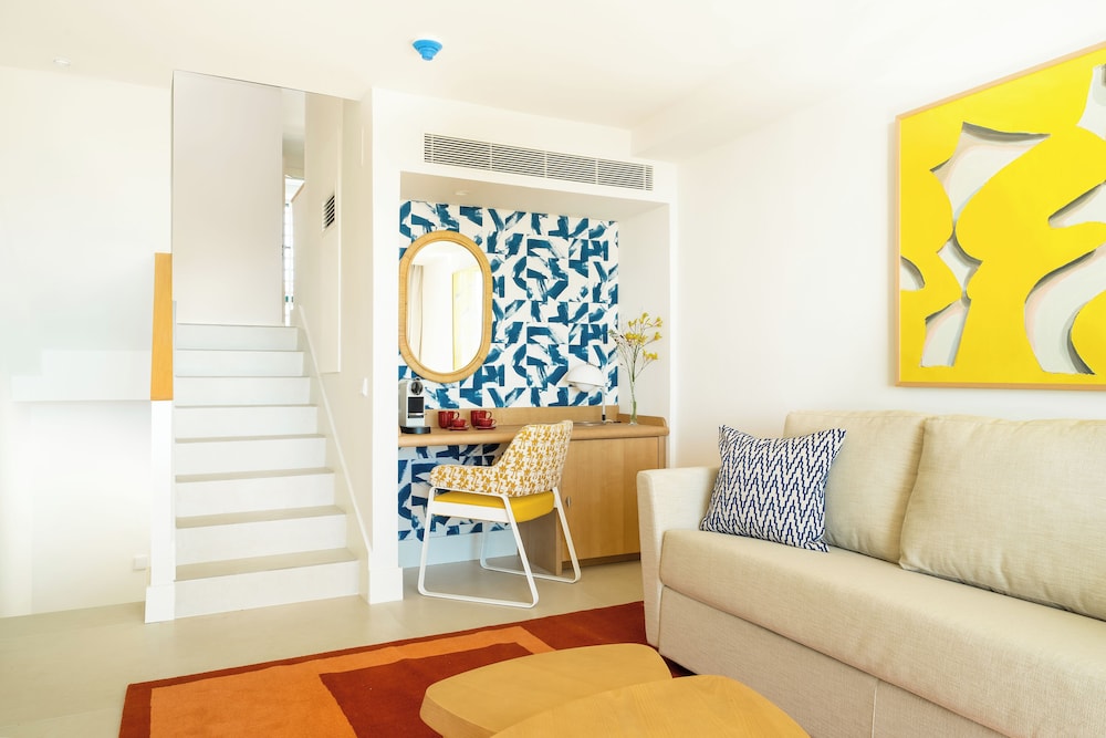 Studio Suite, Balcony (Duplex) - Photo 4