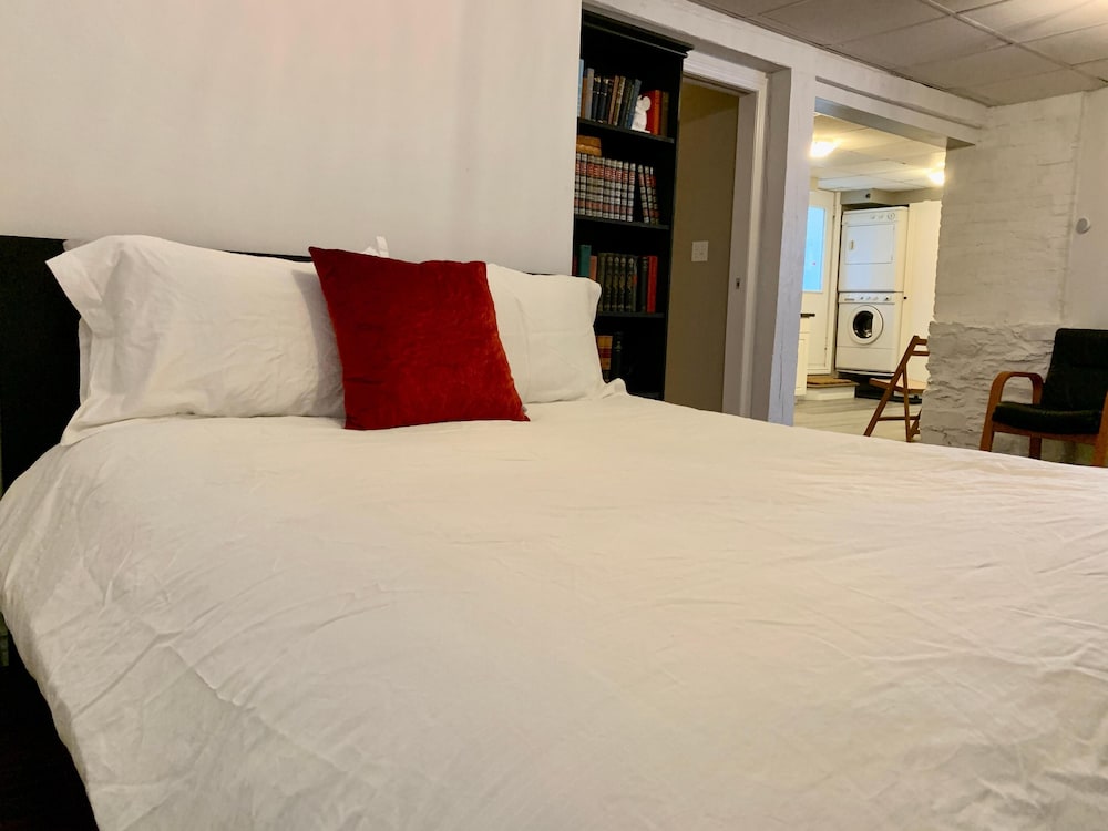 Apartment photo 2