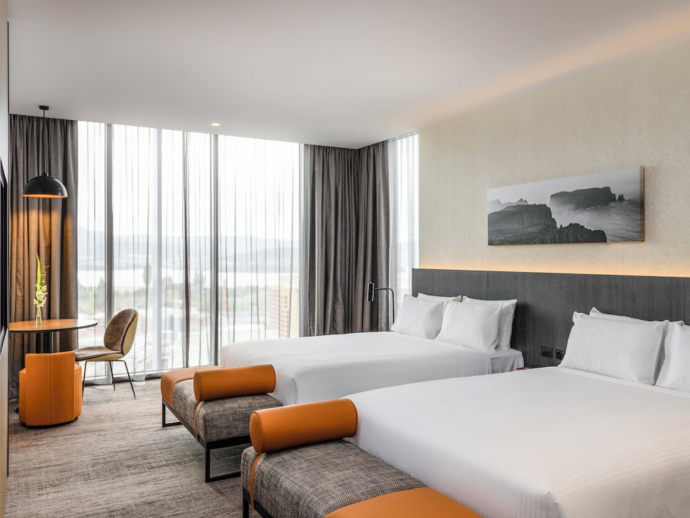 Deluxe Room, 2 Queen Beds, Harbor View - Photo 5