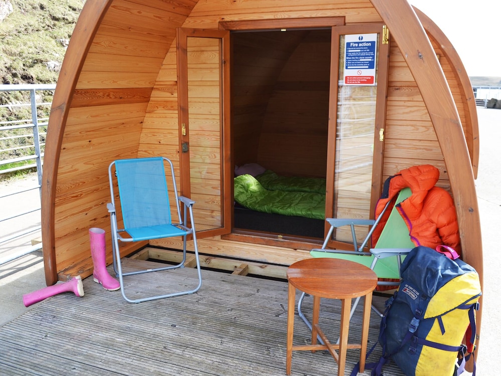 Basic Cabin (Eagle Camping Pod) photo 3
