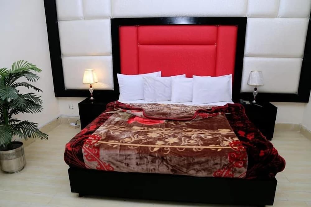 Deluxe Double Room photo 2