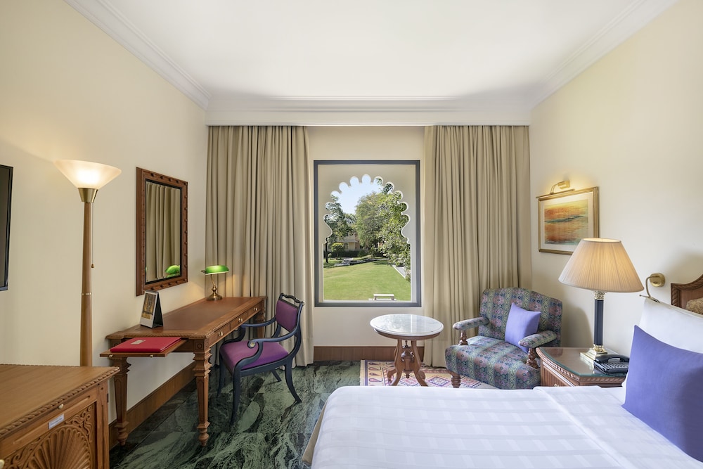 Deluxe Garden View Room King - Photo 3